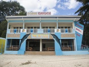 Coral Garden Beach Resort Puerto Galera Buitenkant foto